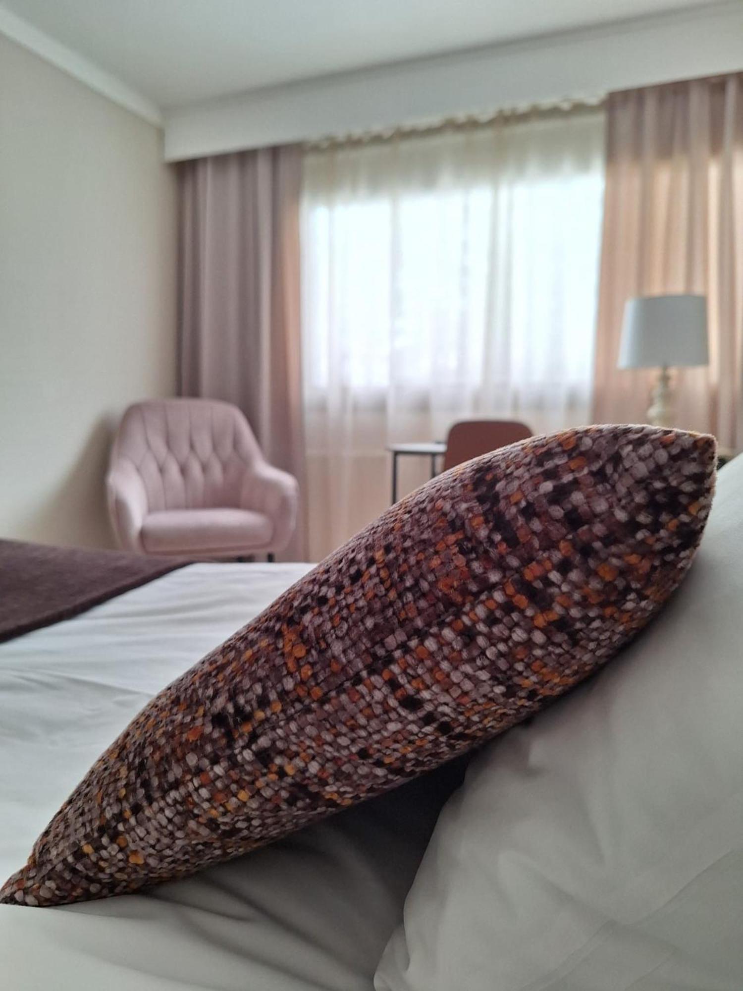 Hotel Kaeenpesae يليفيسكا المظهر الخارجي الصورة