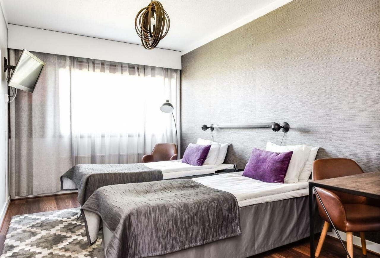 Hotel Kaeenpesae يليفيسكا المظهر الخارجي الصورة