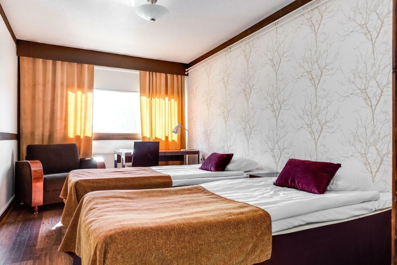 Hotel Kaeenpesae يليفيسكا المظهر الخارجي الصورة