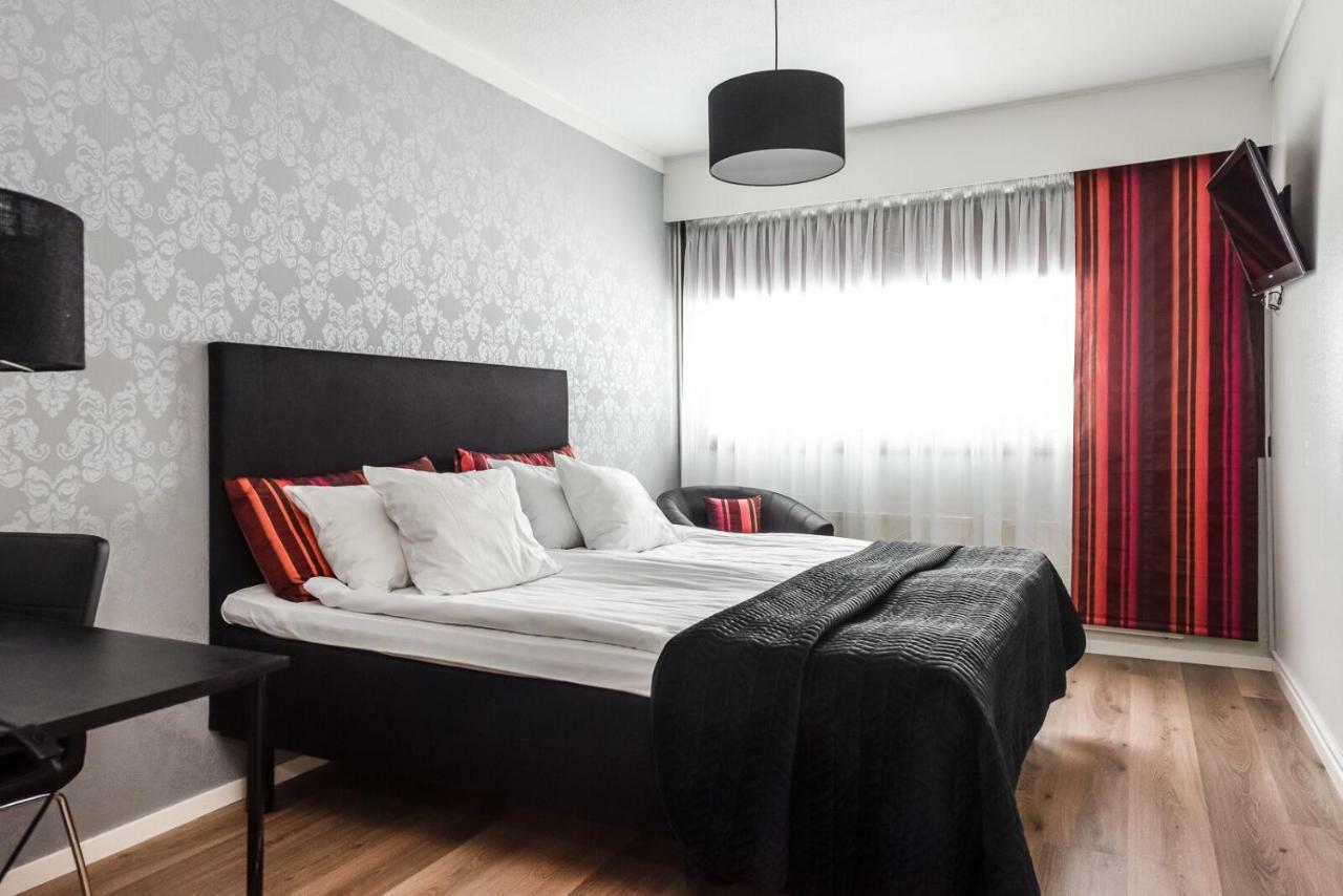 Hotel Kaeenpesae يليفيسكا المظهر الخارجي الصورة