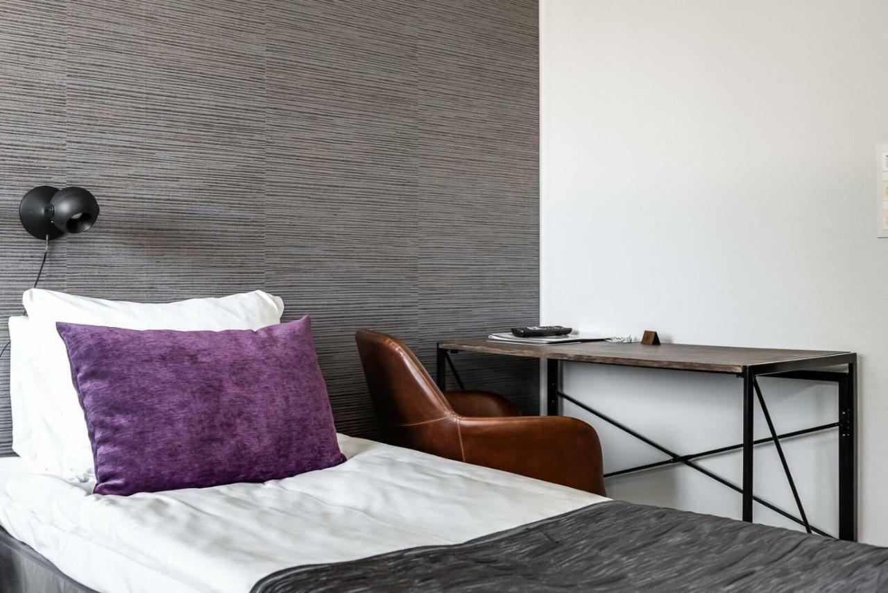 Hotel Kaeenpesae يليفيسكا المظهر الخارجي الصورة
